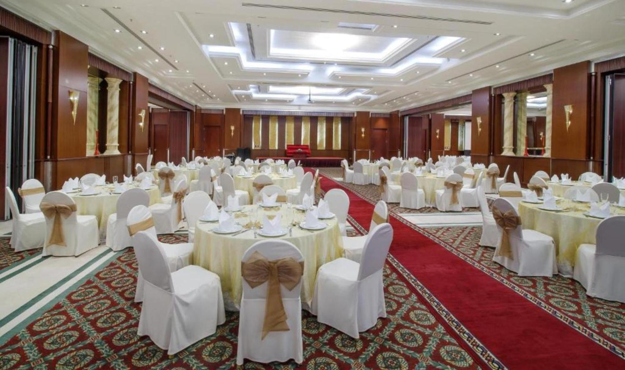 Dancenter Luxe Corniche Hotel Formerly Concorde Hotel Fudschaira Exterior foto