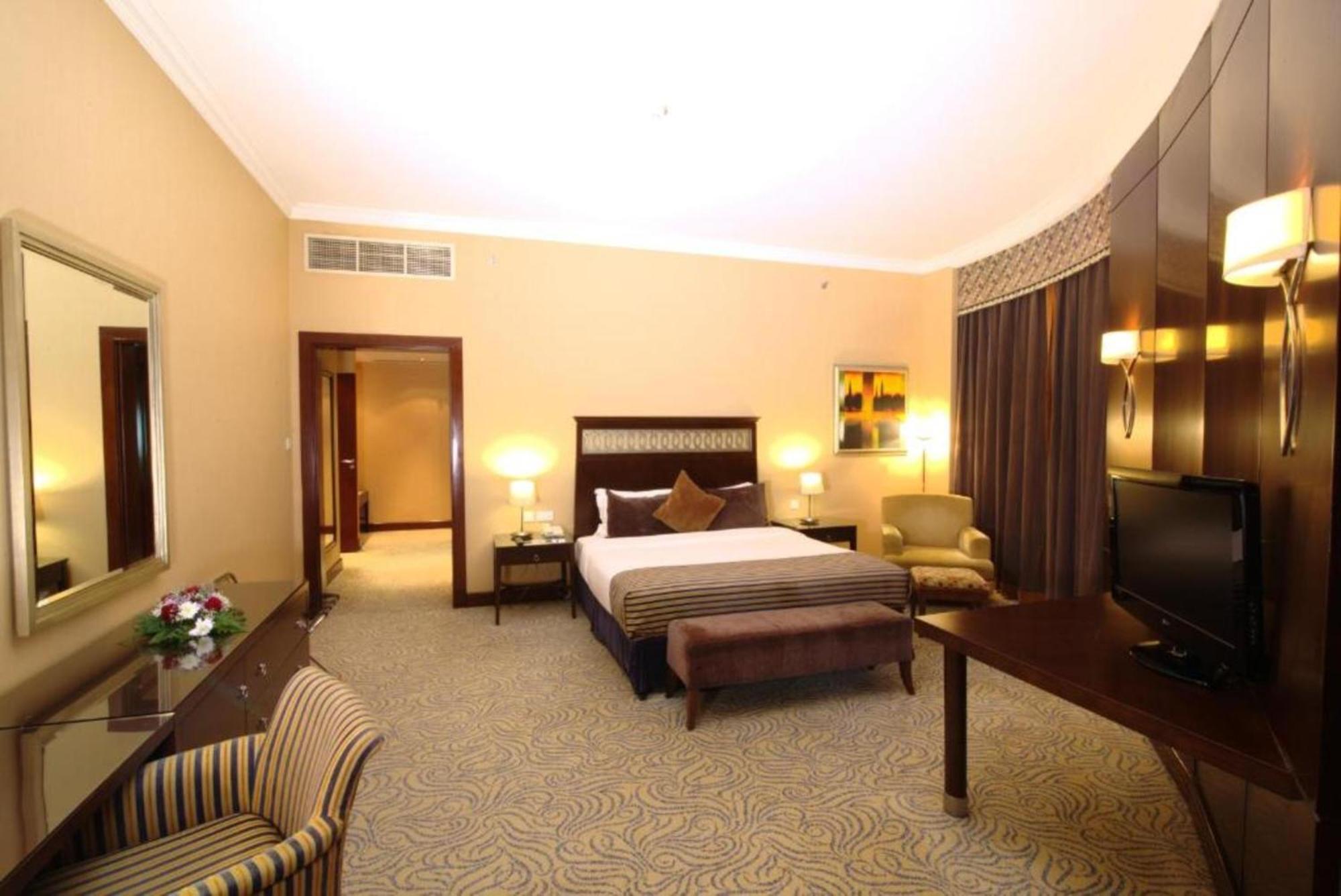 Dancenter Luxe Corniche Hotel Formerly Concorde Hotel Fudschaira Exterior foto