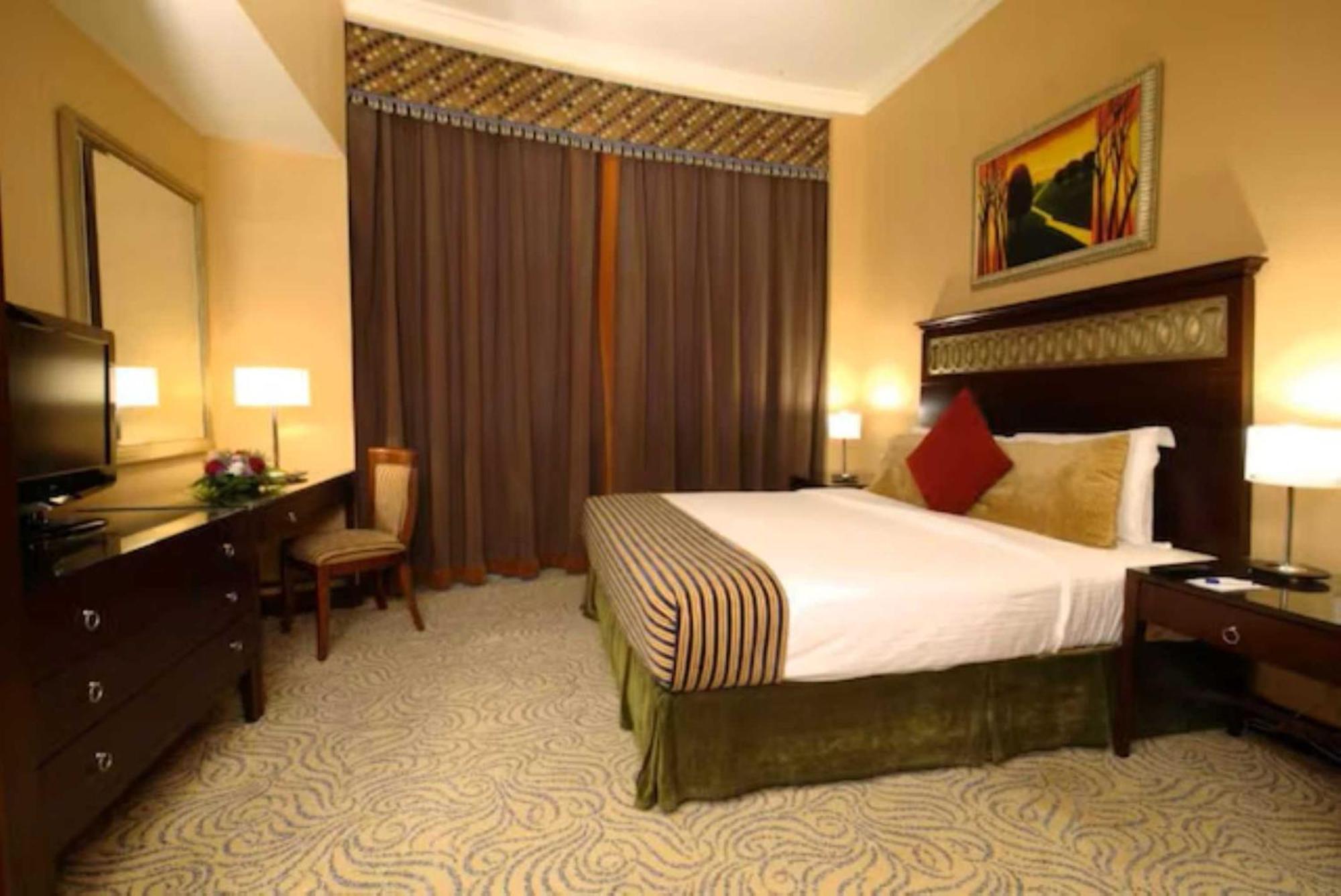Dancenter Luxe Corniche Hotel Formerly Concorde Hotel Fudschaira Exterior foto